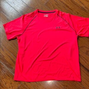 Under Armour Athletic T-Shirt size 2XL NEW!!